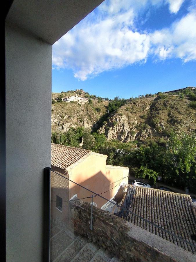 El Susurro Del Tajo. El Rio Apartment Toledo Exterior photo